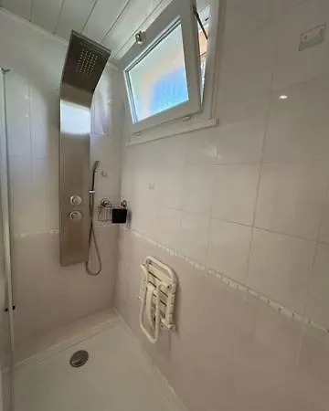 Appartement Rdc Climatise - Parking Gratuit *