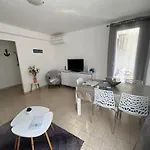 Rdc Climatise - Parking Gratuit * Cassis